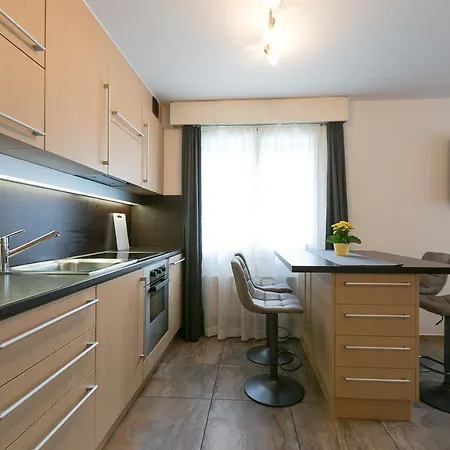 Spirit - 2 - Küche - Parkplatz * Engelberg